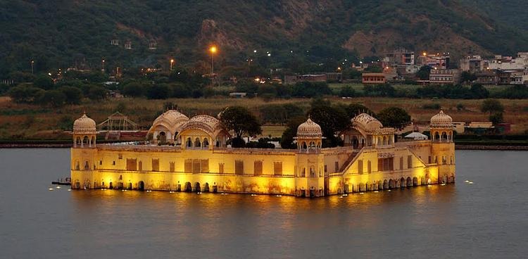 Jal Mahal in Night