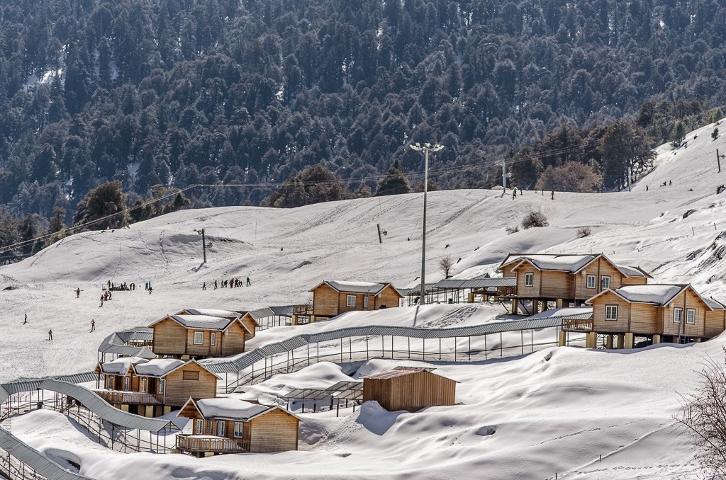 Ski in Auli, Uttarakhand